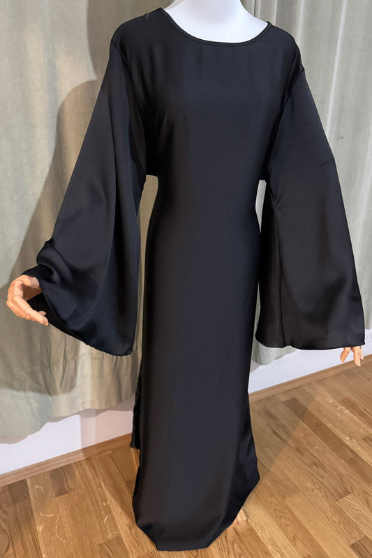 Satin Kleid